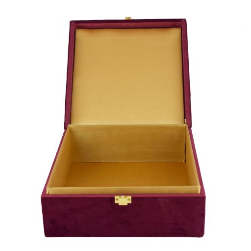 natural and artistic